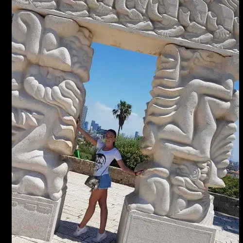 Natali, 40Israel