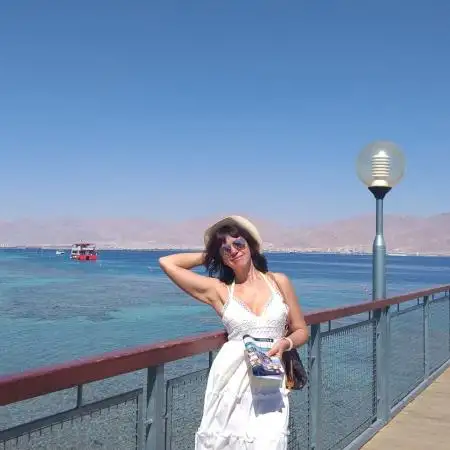 Julia, 51Ukraine 