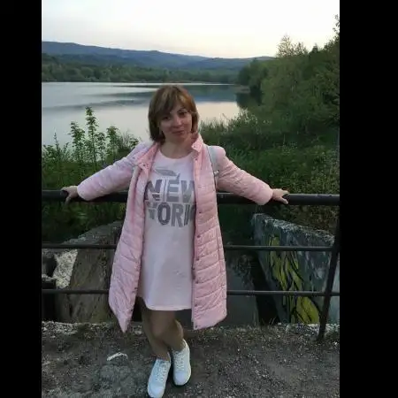 Olya, 44Israel 
