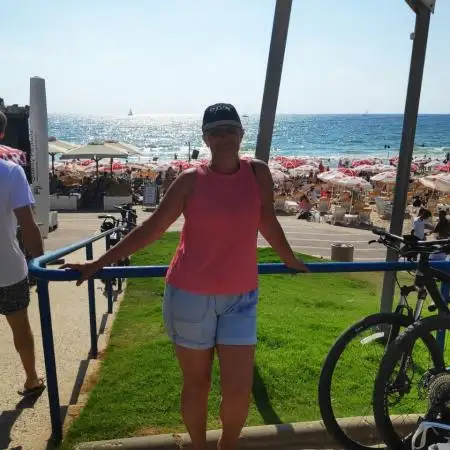 Elena, 65Ukraine 