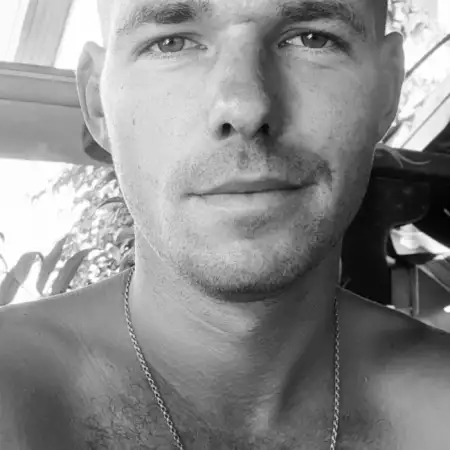 Maksim, 33Ukraine 