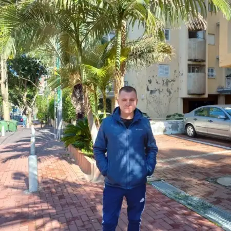 Sergey, 46Ukraine 