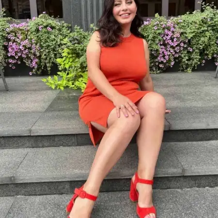 Yuliya, 46Ukraine 