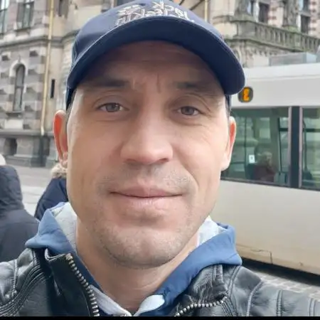 Vyacheslav, 43Ukraine
