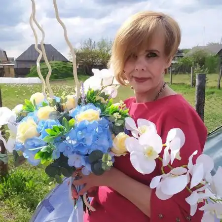 Alina, 52Ukraine 