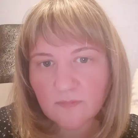 Valentina, 43Ukraine 
