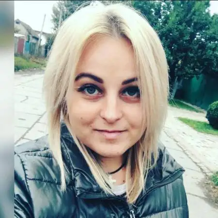 Viktoriia, 32Ukraine 