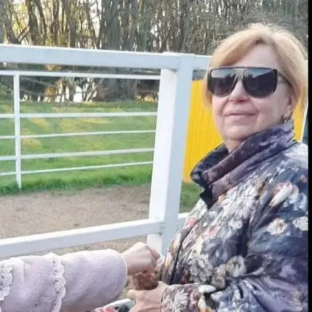 Larisa, 64Ukraine 