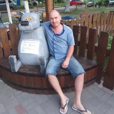 Evgeniy, 39Ukraine 
