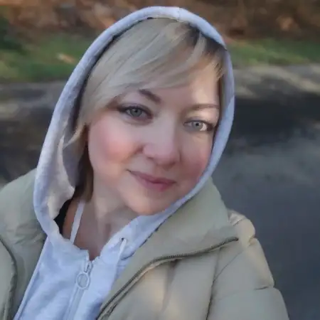 Yuliya, 48Ukraine 