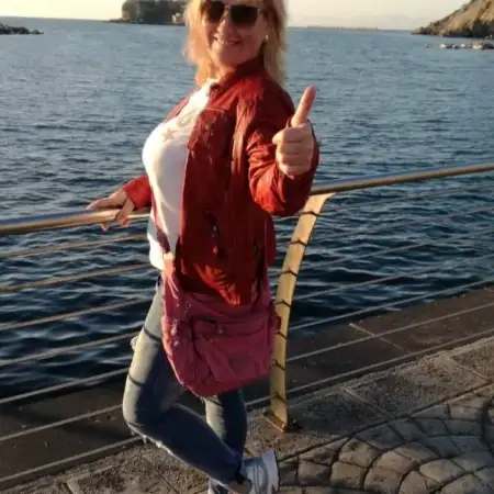 Oksana, 49Ukraine 