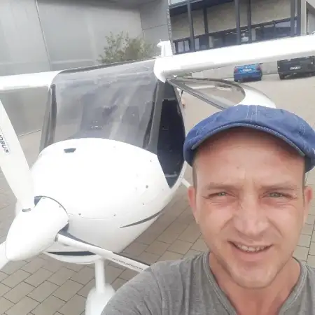 Vlad, 38Ukraine 