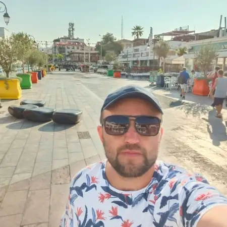 Taras, 41Ukraine 