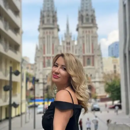 Yuliia, 41Ukraine 