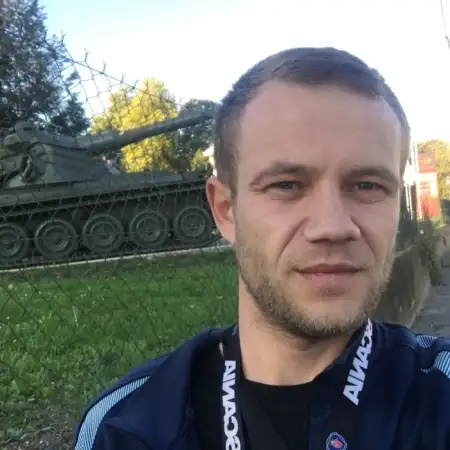 Dmitriy, 35Ukraine