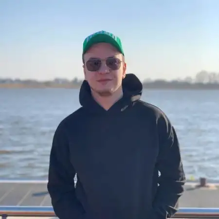 Oleksandr, 29Ukraine
