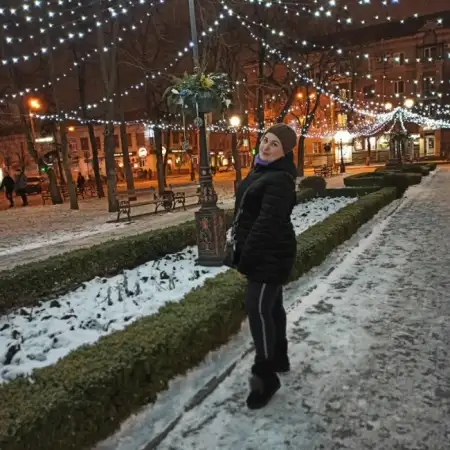 Olga, 33Ukraine 
