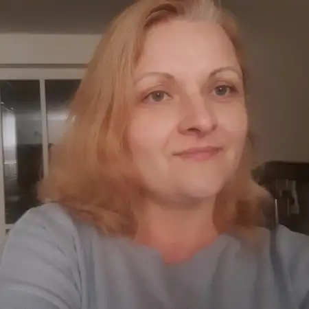Olga, 48Ukraine 