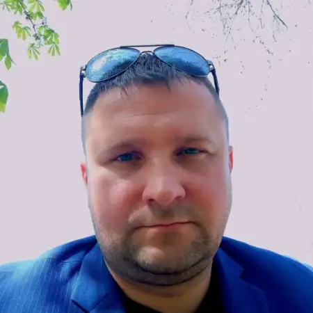 Sergey, 40Ukraine 