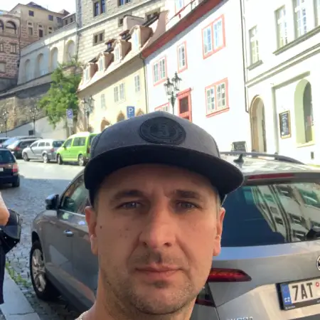 Serz, 43Ukraine 