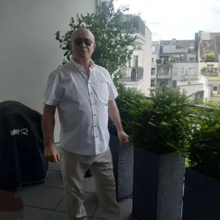 Vlad, 59Ukraine 