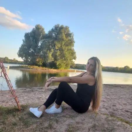 Alisiia, 37Ukraine 