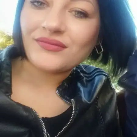 Viktoria, 33Germany 
