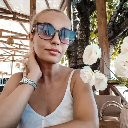 Elena, 51Ukraine 