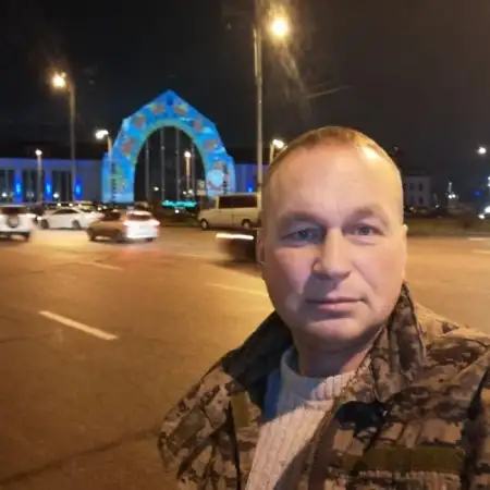 Aleksandr, 45  Irpen, Ukraine