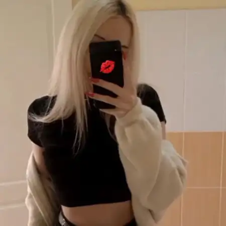 Anya, 25Ukraine