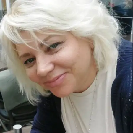 Olena, 58Ukraine