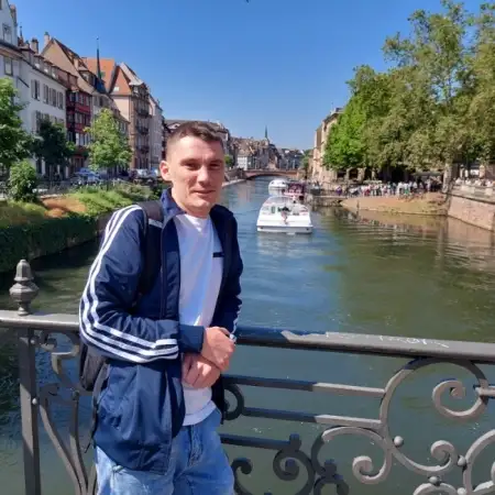 Artem, 36Ukraine 