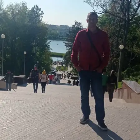tolik, 41Ukraine 