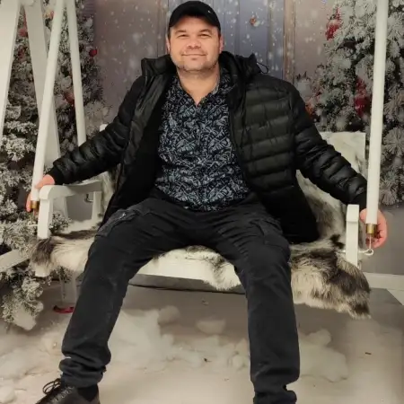 Volodymyr, 43Ukraine 