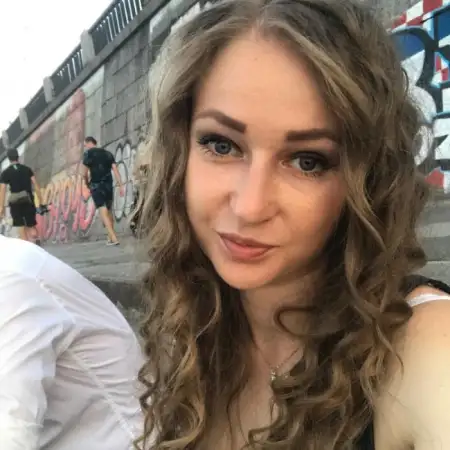 Olga, 26  USA