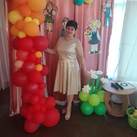 Svitlana, 51  Ukraine