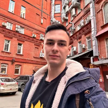 Oleksiy, 23  USA