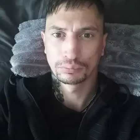 Artiom, 34Ukraine