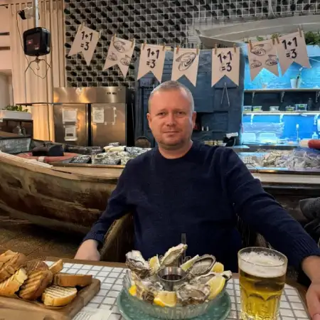 Yuriy, 52USA