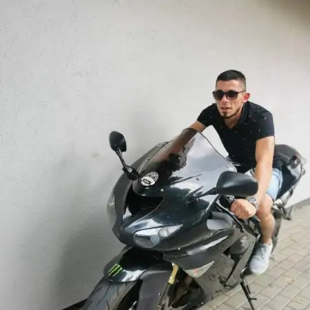 Amiko, 31Poland