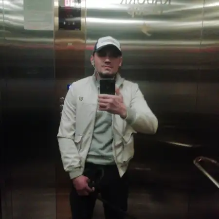 Artur, 31Ukraine 