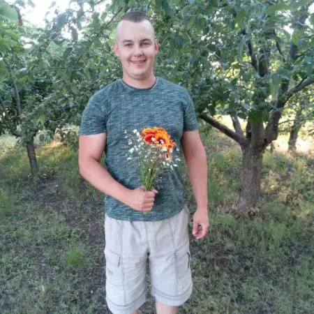 Stas, 30Ukraine 