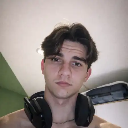 Rostyslav, 18Poland
