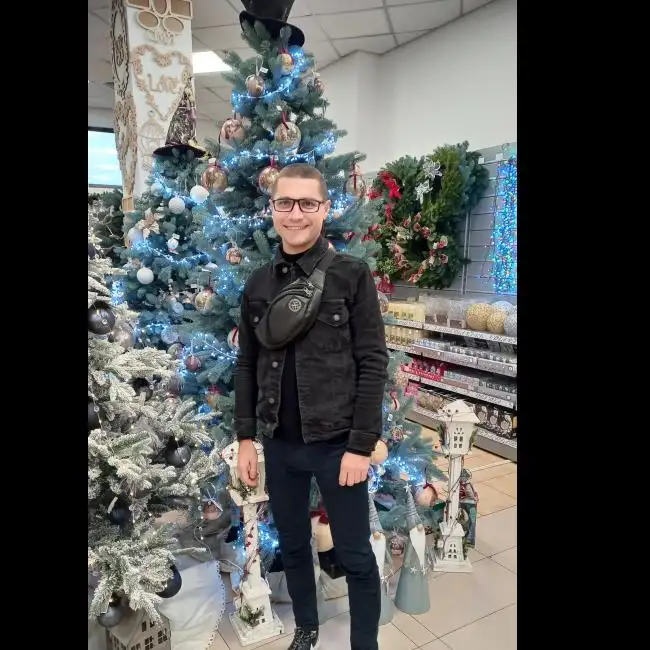 Viktor, 33, Ukraine - WUAMBA