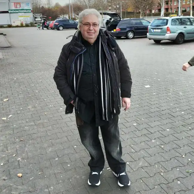 Igor, 67Ukraine 