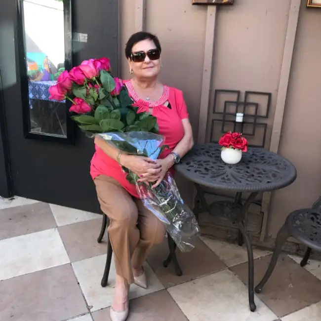 Anna, 73Ukraine 