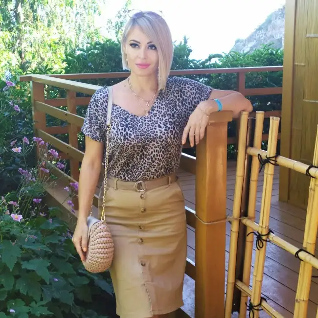Yana, 45Ukraine 