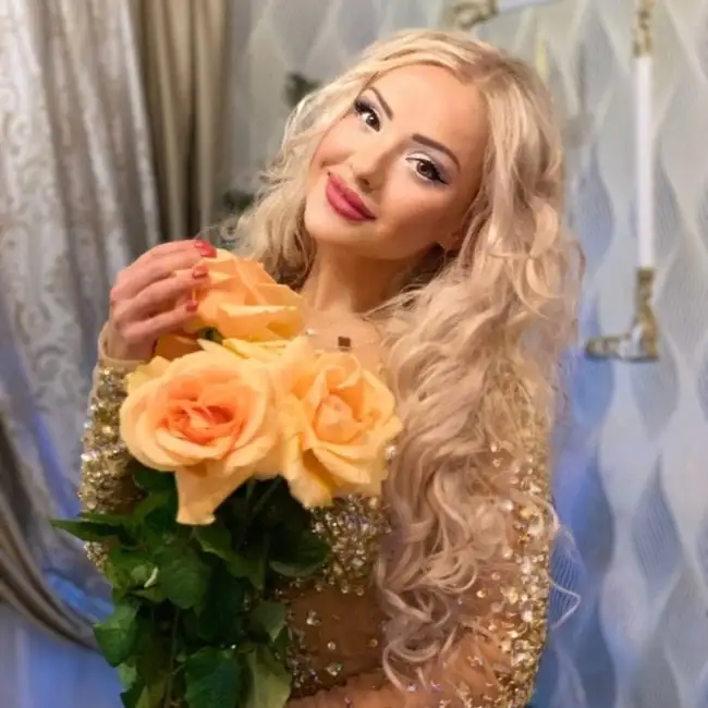 Alina, 32Ukraine 