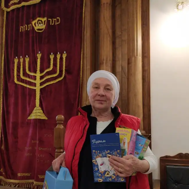 Lyudmila, 72, Ukraine - WUAMBA
