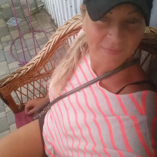 Olga, 44, Ukraine - WUAMBA